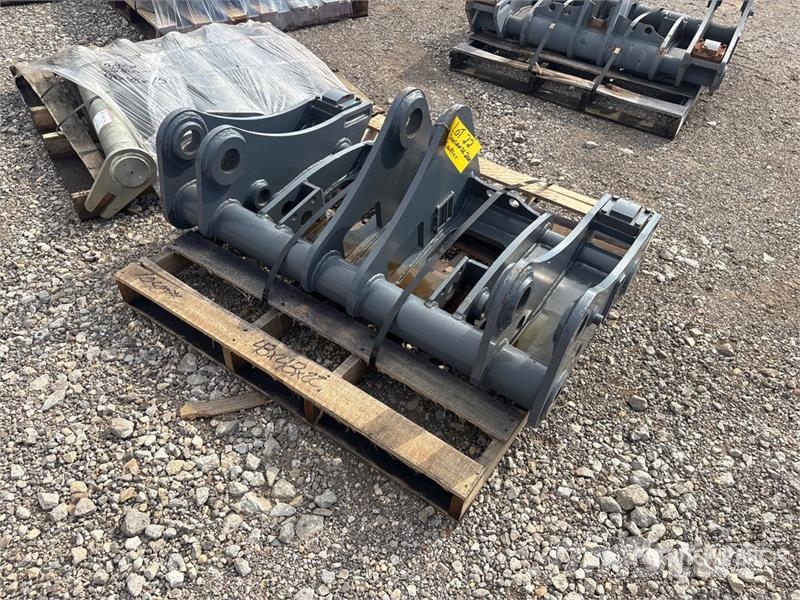 ACS 48 in Wheel Loader Quick Coupler - Fits Doosan DL2 Gradbeništvo - drugo