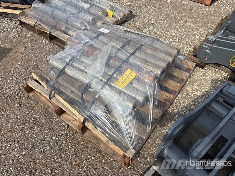 ACS of (1) Pallets of ACS Excavator Pins Muut