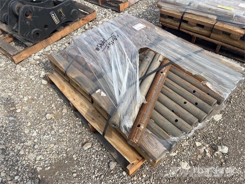 ACS of (1) Pallets of ACS Excavator Pins Muut