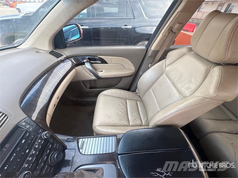 Acura MDX سيارات