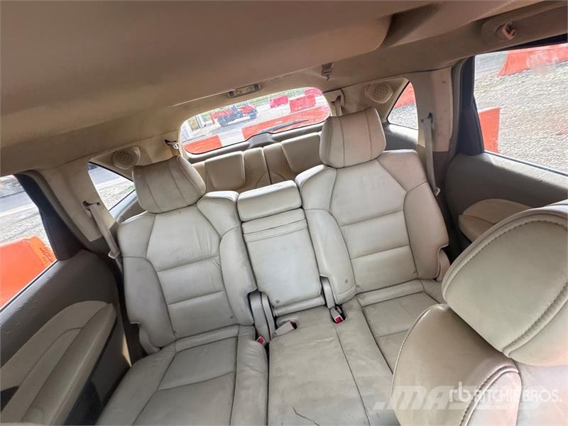 Acura MDX سيارات
