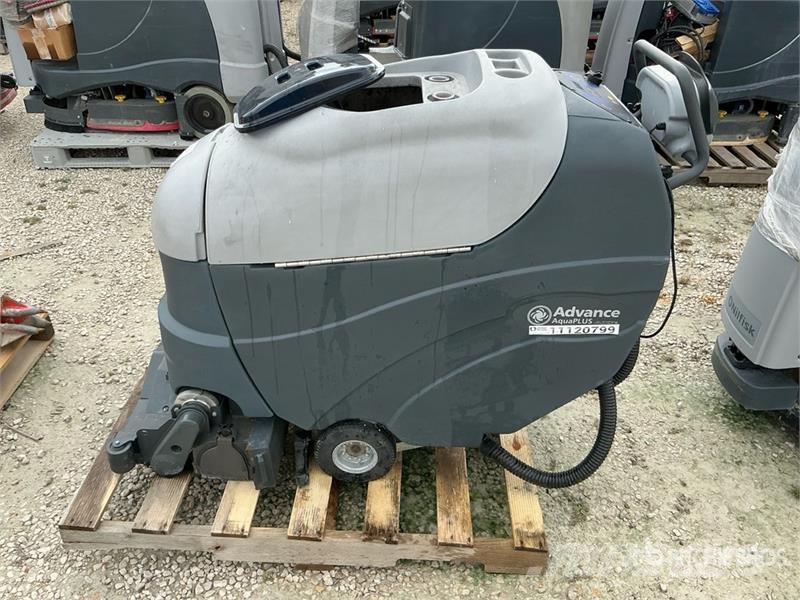 Advance Aquaplus AXP Walk-Behind Carpet Extractor Ostale komponente za građevinarstvo