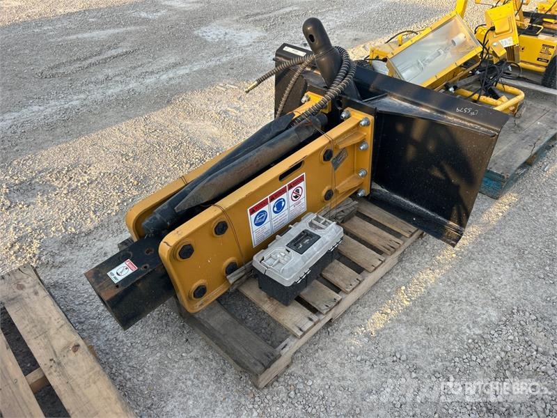 AGROTK SSHH750 Skid Steer Breaker 破碎锤