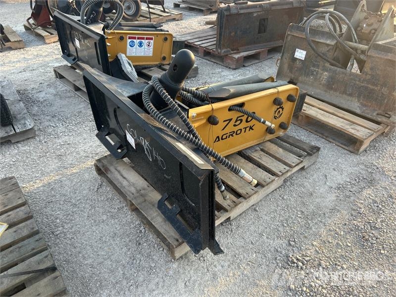 AGROTK SSHH750 Skid Steer Breaker 破碎锤