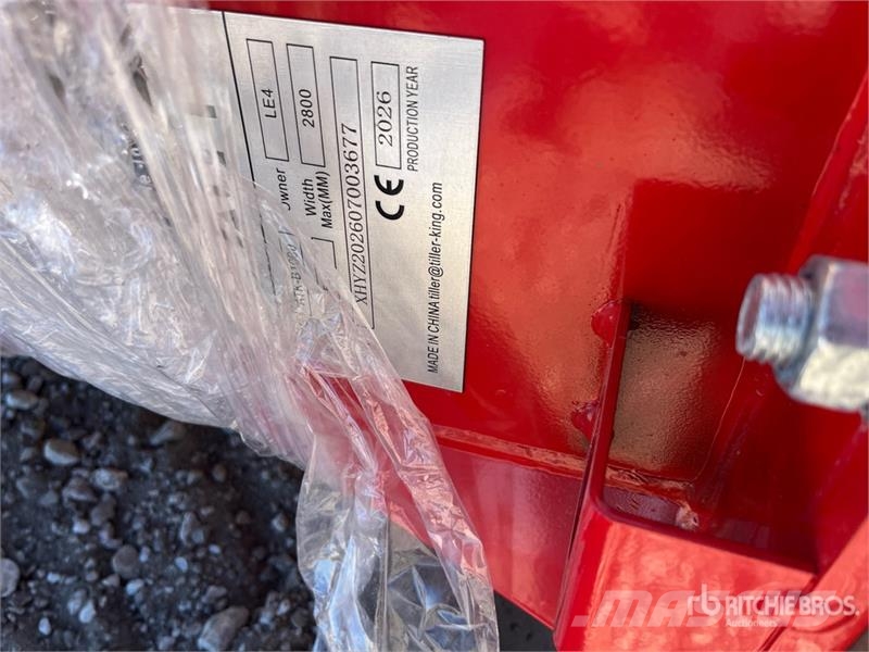 AGT ATK-B1000 2 Post 10000 lb Vehicle Lift (Unused) 建筑机械-其他