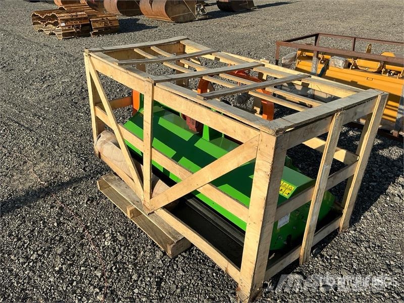 AGT EFGC-H155 60 in 3-Point Flail Mower (Unused) 割草劑