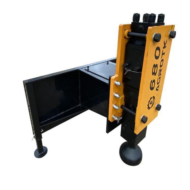AGT PD680-PZ Skid Steer Post Driver (Unused) Fencing equipment