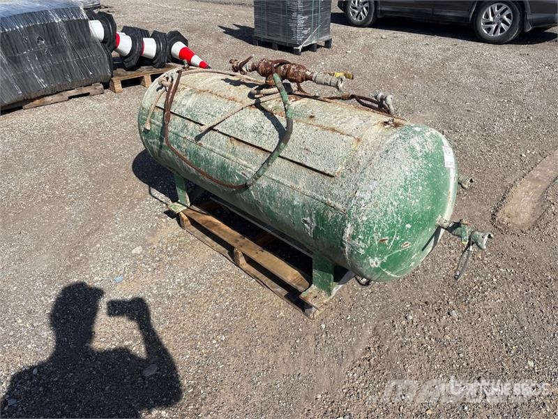  Air Tank Fuel and additive tanks