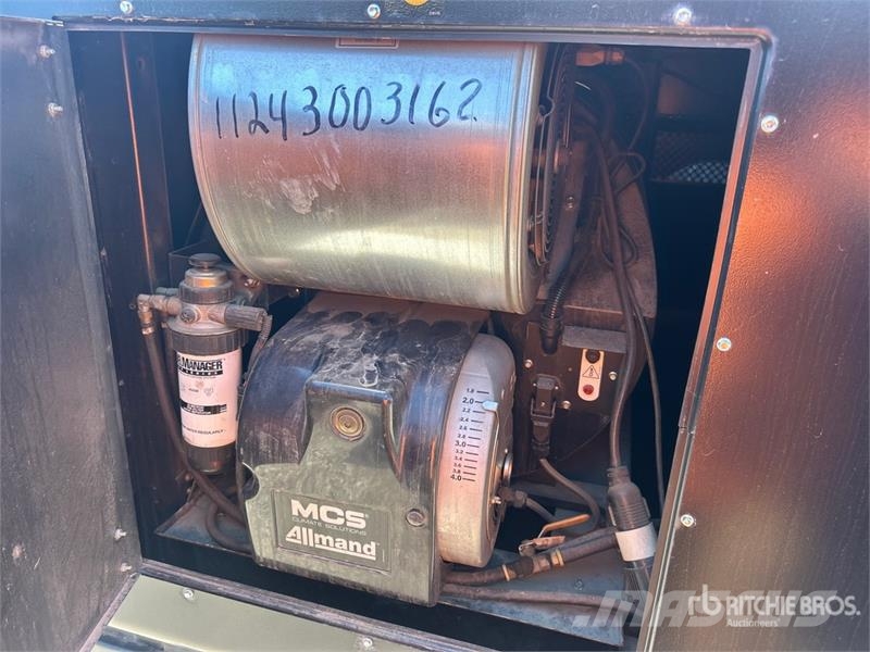 Allmand Bros 10000000 BTU Space Heater Polovna oprema za grejanje i odmrzavanje