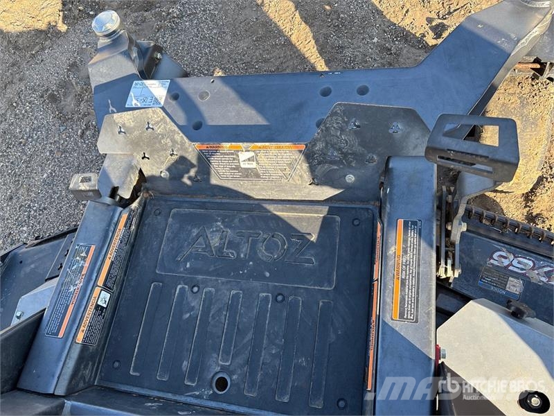 Altoz TRX 766I Zero-Turn Lawn Mower ركوب الحشائش