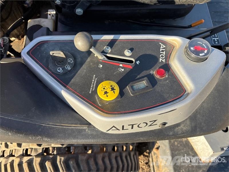 Altoz TRX 766I Zero-Turn Lawn Mower ركوب الحشائش