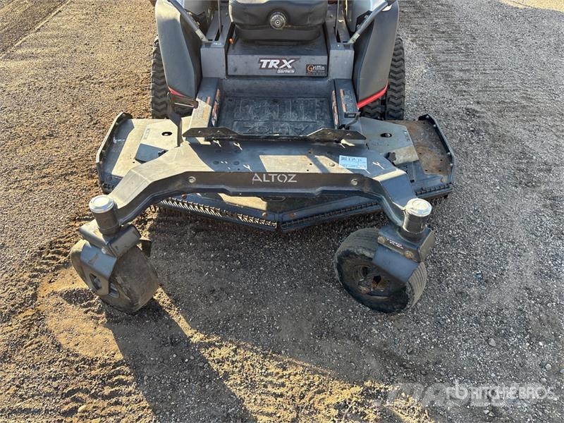 Altoz TRX 766I Zero-Turn Lawn Mower ركوب الحشائش