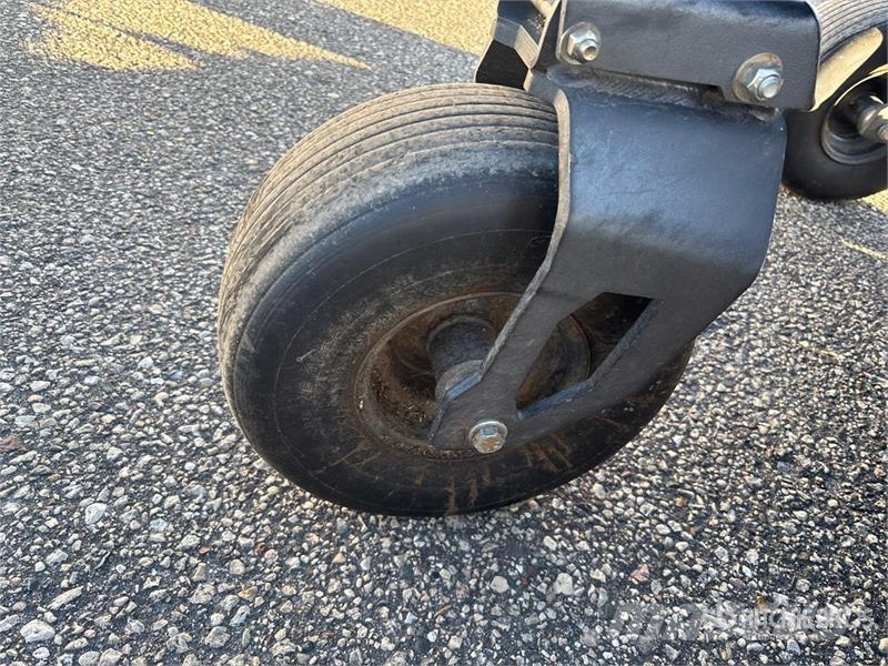  Altoz TRX766I Zero-Turn Lawn Mower Vrtni traktor kosilnice