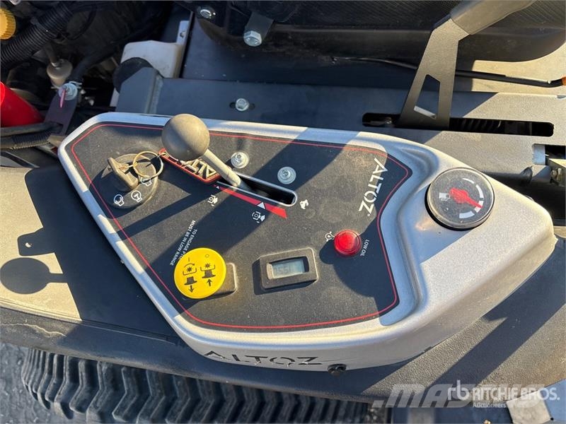  Altoz TRX766I Zero-Turn Lawn Mower Vrtni traktor kosilnice