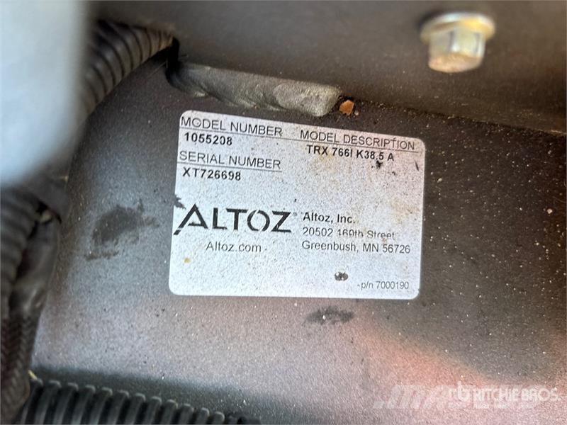 Altoz TRX766I Zero-Turn Lawn Mower Mauriņa traktors
