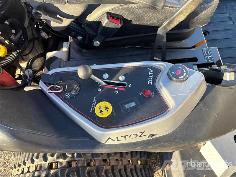 Altoz TRX766I Zero-Turn Lawn Mower Vrtni traktor kosilnice