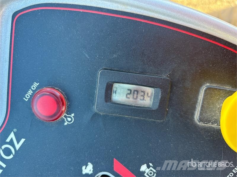  Altoz TRX766I Zero-Turn Lawn Mower Vrtni traktor kosilnice