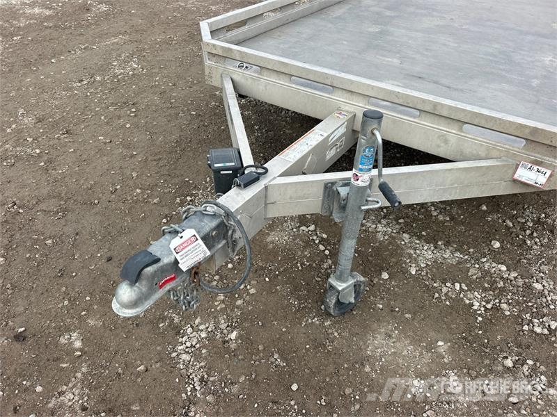 Aluma ALUL7816BY 16 ft T/A Equipment Trailer Prikolice za prevoz vozil