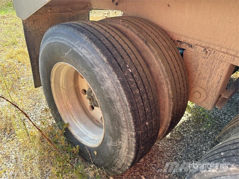  Alumatech 38 ft 0 in T/A End Dump Trailer 傾卸式拖車