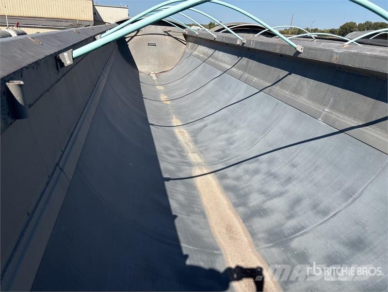  Alumatech 38 ft 0 in T/A End Dump Trailer 傾卸式拖車
