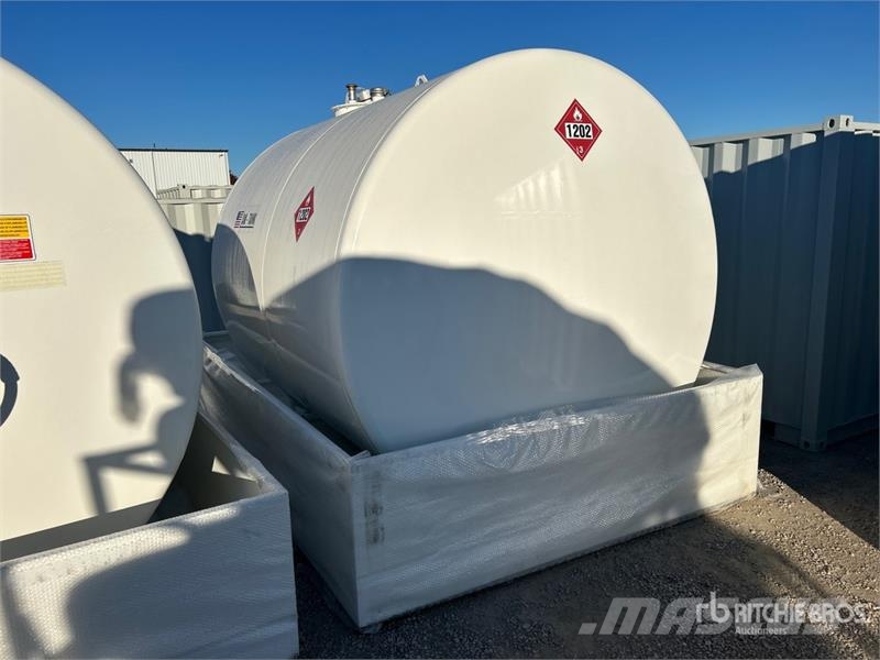 AM Tank 2300 N 2376 gal Skid Mounted Steel Diesel Fue Degvielas un piedevu tvertnes