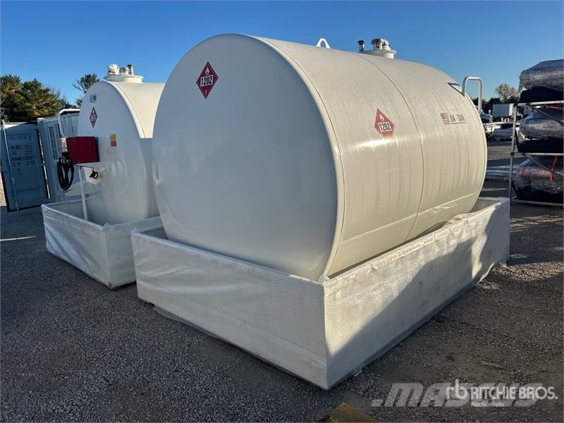 AM Tank 2300 N 2376 gal Skid Mounted Steel Diesel Fue Degvielas un piedevu tvertnes