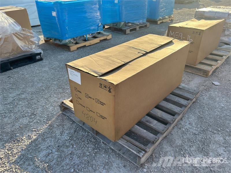 AM Tank 29 gal Portable Poly Fuel Tank (Unused) Kraftstoff- und Zusatzstoffbehälter