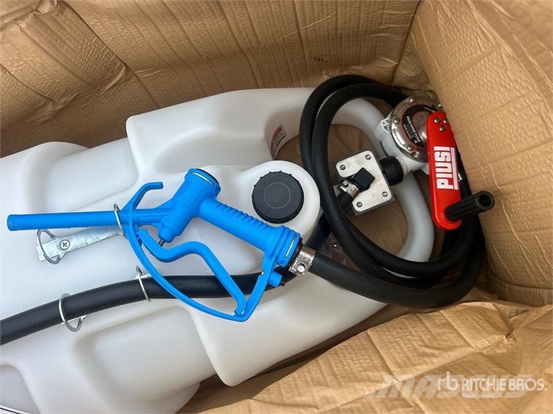 AM Tank 29 gal Portable Poly Transfer and Dispensing  Depósitos de combustible y aditivos