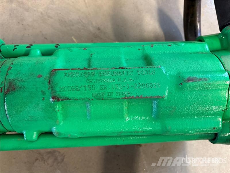 APT M155 Demolition Breaker 끌 달린 쟁기