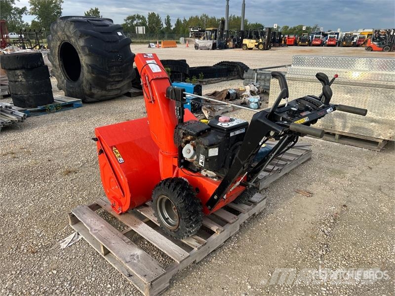 Ariens ST36DLE 36 in Walk-Behind Pneumatic Snow Blower Snežne freze