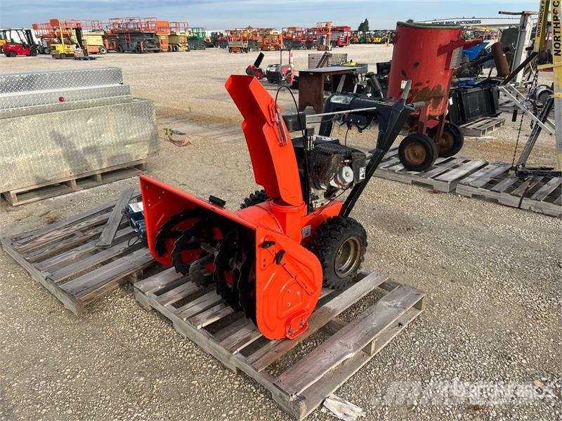 Ariens ST36DLE 36 in Walk-Behind Pneumatic Snow Blower Snežne freze