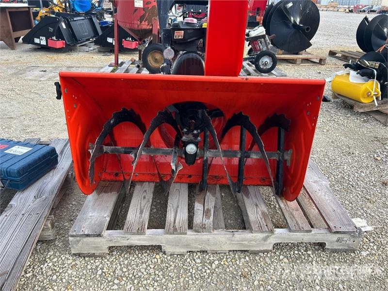 Ariens ST36DLE 36 in Walk-Behind Pneumatic Snow Blower Snežne freze