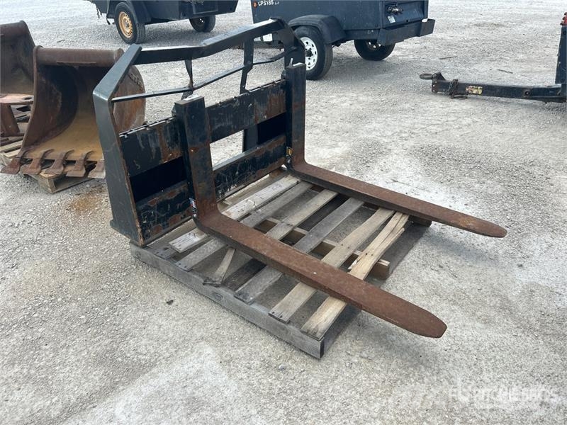 Arrow F5300 48 in Skid Steer Forks Forks