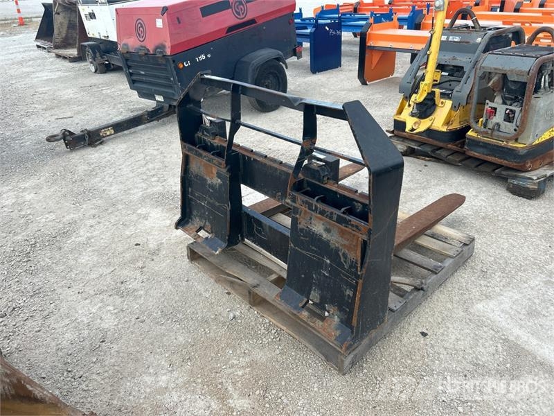 Arrow F5300 48 in Skid Steer Forks Forks