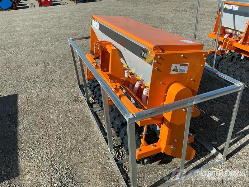 Arteer NSD-72W 72 in 3-Point & Skid Steer Seeder (Unused) Sembradoras