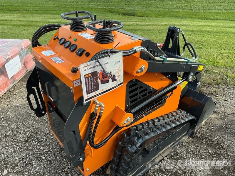 Arteer QB-480 Mini Compact Track Loader (Unused) スキッドステアローダー
