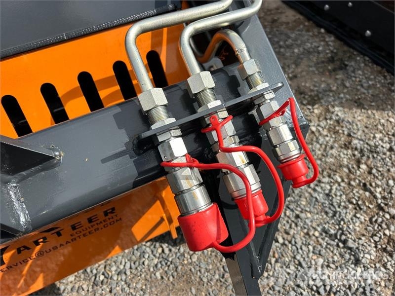 Arteer QB-480 Mini Compact Track Loader (Unused) Skid steer loaders