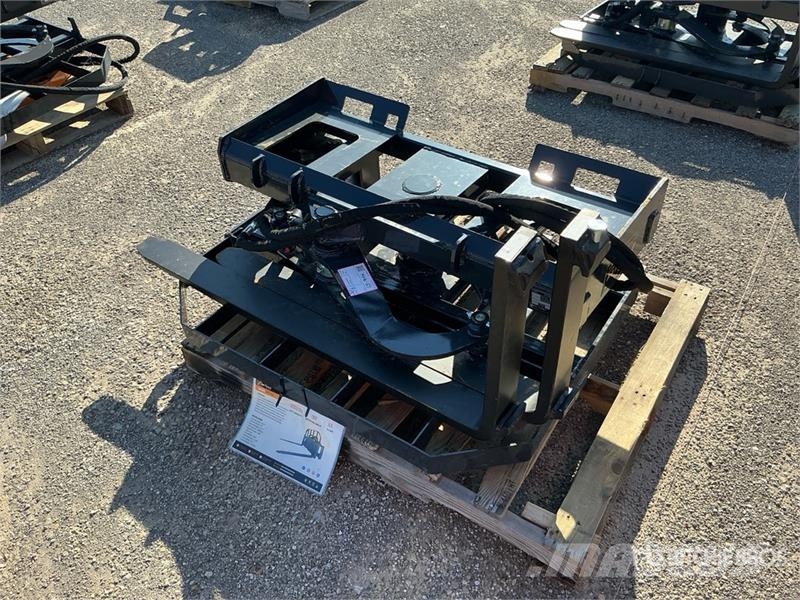 Arteer RPT-42L 48 in Hydraulic Skid Steer Forks (Unused) Forche