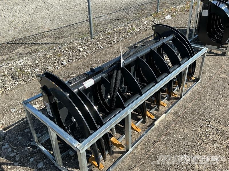Arteer RR-78W 78 in Skid Steer Root Rake (Unused) 耙與翻草機
