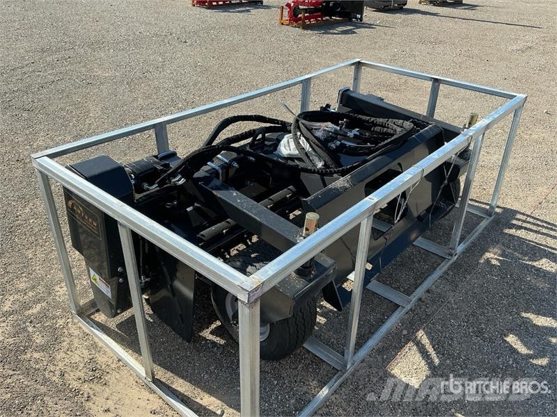 Arteer SSPR-72W 72 in Skid Steer Power Rake (Unused) 耙與翻草機