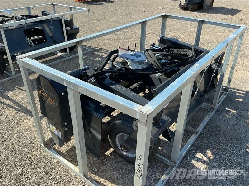 Arteer SSPR-72W 72 in Skid Steer Power Rake (Unused) 耙與翻草機