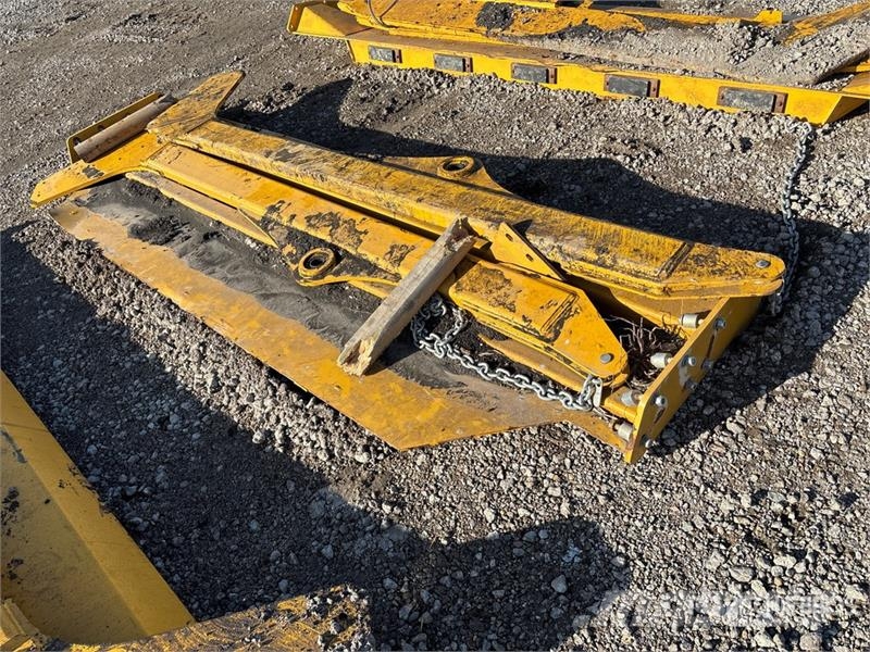 Articulated Dump Truck Tailgate Outros componentes