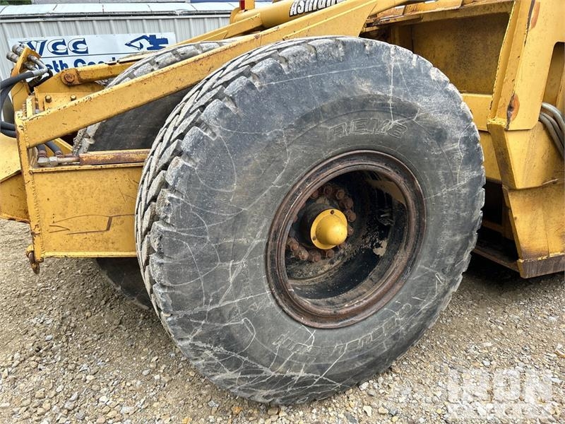 Ashland 1-200TS4 4 Tire Hydraulic Pull Scraper Скреперы