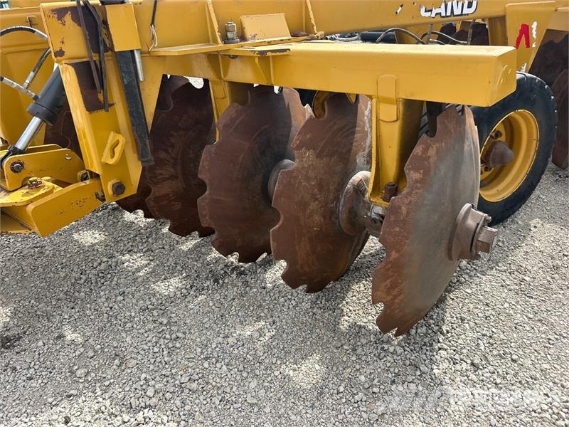 Ashland EHDW-4220-14 11 ft Offset Vertical Disc Harrow Schijveneggen