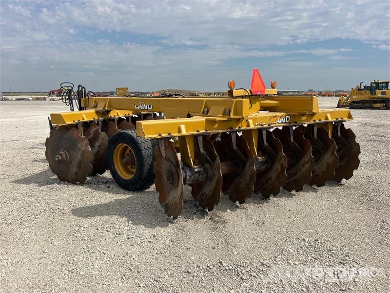 Ashland EHDW-4220-14 11 ft Offset Vertical Disc Harrow Schijveneggen