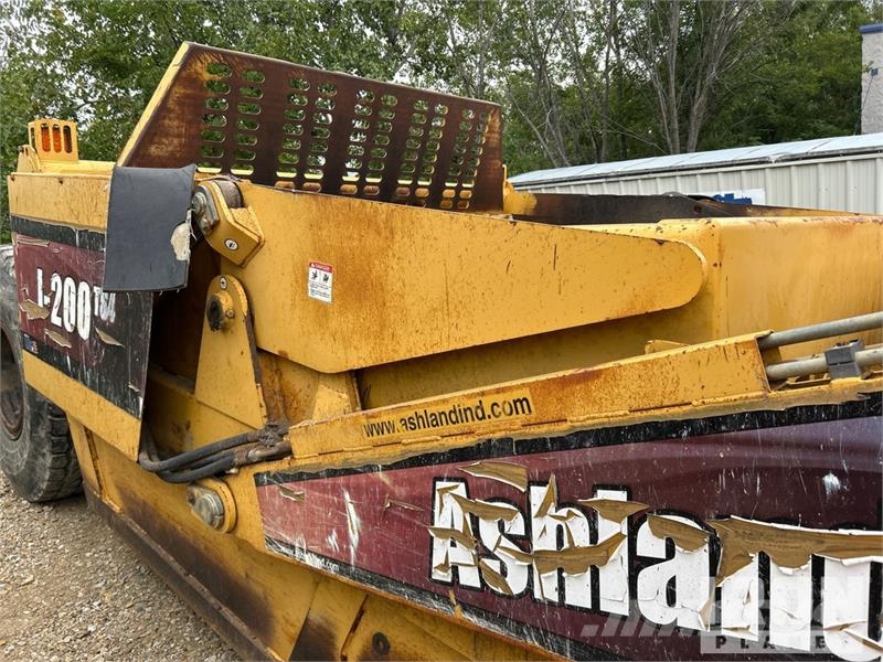 Ashland I-200TS4 4 Tire Hydraulic Pull Scraper Schaktvagnar