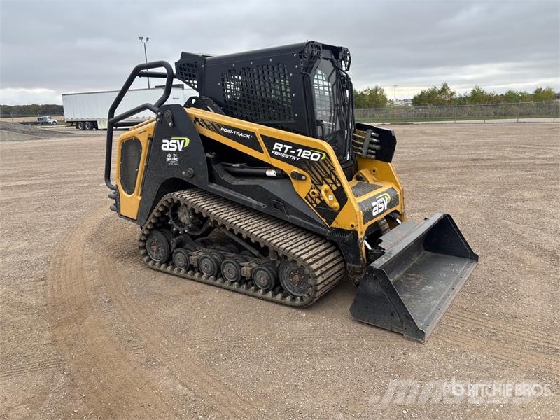 ASV RT120F Compact Track Loader Kompaktlaadurid