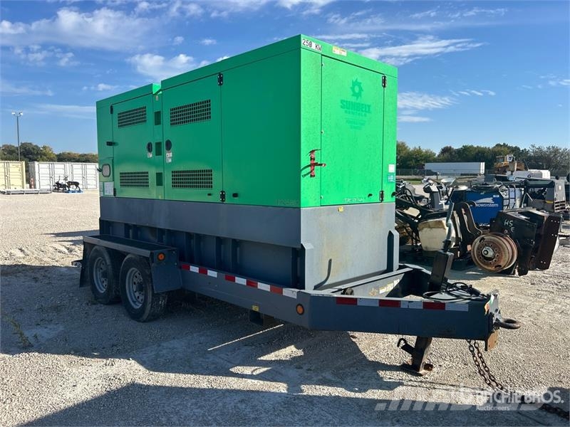 Atlas Copco QAS330 264 kW Mobile Generator Set Geradores a diesel