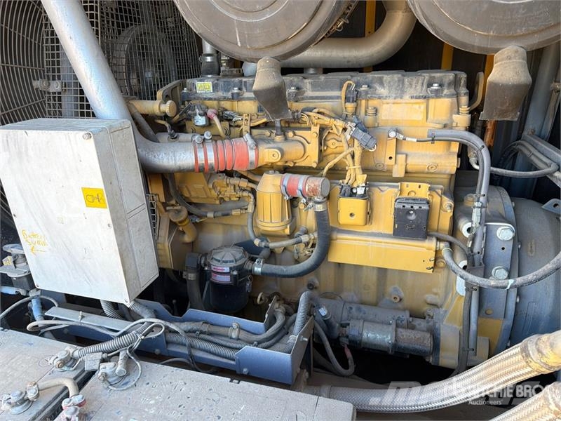 Atlas Copco XAHS950 950 cfm Mobile Air Compressor Compressors