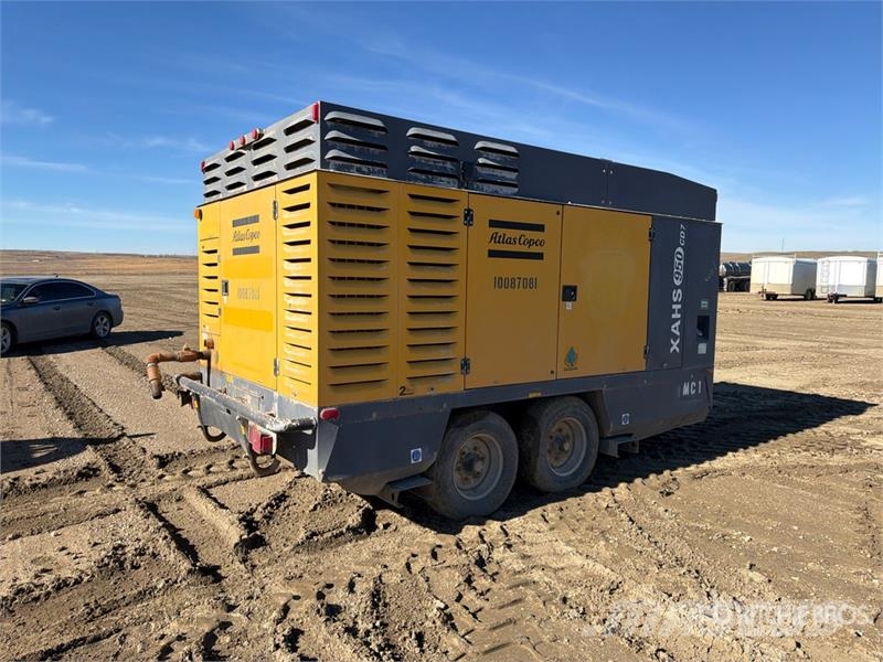 Atlas Copco XAHS950 950 cfm Mobile Air Compressor Compressors